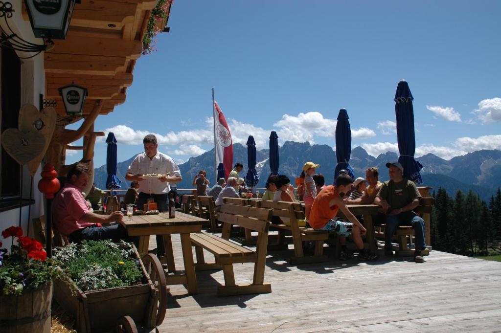 Mecki'S Dolomiten Panorama Stubn Debant Номер фото